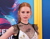 Madelaine Petsch longsleeve t-shirt #3796096