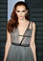 Madeline Brewer hoodie #3114106