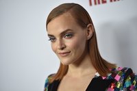 Madeline Brewer t-shirt #3256167