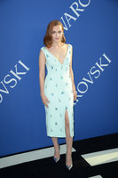 Madeline Brewer t-shirt #3293862