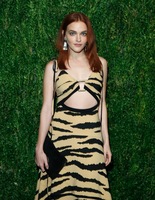 Madeline Brewer Sweatshirt #3792133