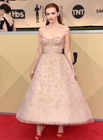 Madeline Brewer longsleeve t-shirt #3880988