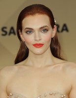 Madeline Brewer t-shirt #3881010