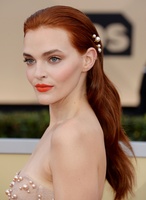 Madeline Brewer tote bag #G2498311