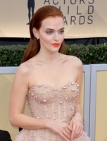 Madeline Brewer longsleeve t-shirt #3881059