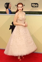 Madeline Brewer longsleeve t-shirt #3881090