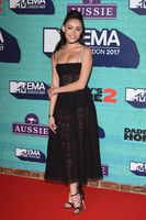 Madison Beer Sweatshirt #2850419