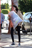 Madison Beer tote bag #G1471150