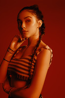 Madison Beer Longsleeve T-shirt #3298784