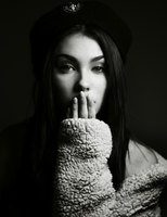 Madison Beer tote bag #G1540904