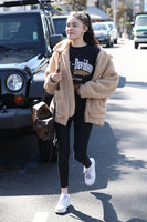 Madison Beer tote bag #G1540924