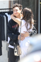 Madison Beer Longsleeve T-shirt #3313926