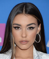 Madison Beer Longsleeve T-shirt #3766374