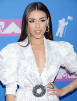 Madison Beer Longsleeve T-shirt #3766381