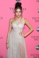 Madison Beer mug #G2412989