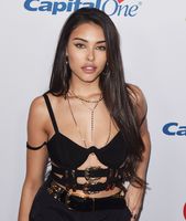 Madison Beer Longsleeve T-shirt #3795834