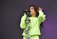 Madison Beer Longsleeve T-shirt #3890756