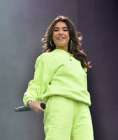 Madison Beer Longsleeve T-shirt #3890779