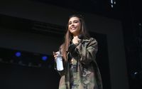 Madison Beer mug #G2508085