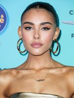 Madison Beer Longsleeve T-shirt #3890873