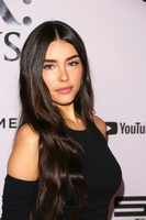 Madison Beer Longsleeve T-shirt #3936803