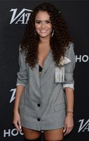 Madison Pettis mug #G2414162