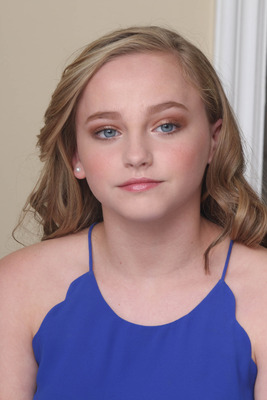 Madison Wolfe posters