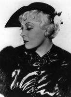 Mae West Longsleeve T-shirt #2557989