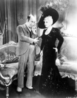 Mae West Longsleeve T-shirt #2600865