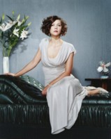 Maggie Gyllenhaal Longsleeve T-shirt #1346713