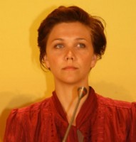 Maggie Gyllenhaal Longsleeve T-shirt #1346753