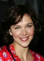 Maggie Gyllenhaal Longsleeve T-shirt #1346757