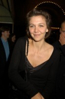 Maggie Gyllenhaal Longsleeve T-shirt #1360776