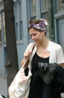 Maggie Gyllenhaal Sweatshirt #1420008