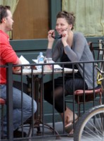 Maggie Gyllenhaal Longsleeve T-shirt #1420029