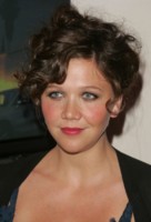 Maggie Gyllenhaal Longsleeve T-shirt #1454939
