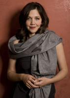Maggie Gyllenhaal Longsleeve T-shirt #2031797