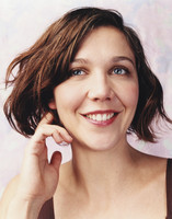 Maggie Gyllenhaal Longsleeve T-shirt #2031798