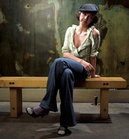 Maggie Gyllenhaal Longsleeve T-shirt #2031825