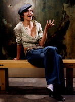 Maggie Gyllenhaal Longsleeve T-shirt #2031847