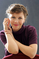 Maggie Gyllenhaal Longsleeve T-shirt #2031881