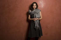 Maggie Gyllenhaal Longsleeve T-shirt #2031894
