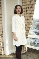 Maggie Gyllenhaal t-shirt #2252851