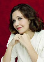 Maggie Gyllenhaal Tank Top #2252872