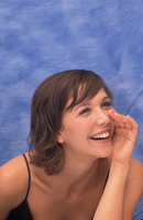 Maggie Gyllenhaal t-shirt #2293356