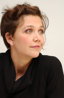Maggie Gyllenhaal Longsleeve T-shirt #2389705