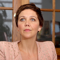 Maggie Gyllenhaal Sweatshirt #2468848