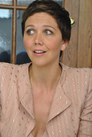 Maggie Gyllenhaal Longsleeve T-shirt #2488945
