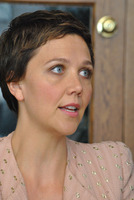 Maggie Gyllenhaal Longsleeve T-shirt #2488949