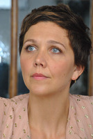 Maggie Gyllenhaal Longsleeve T-shirt #2488957